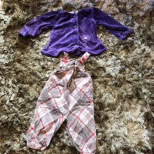 Baby girl clothes size 9-12 M